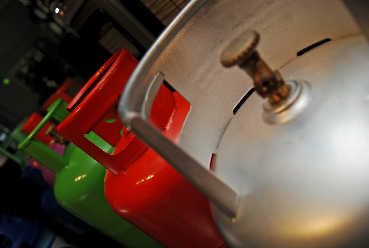 Jakim standardom muszą podlegać butle gazowe do wózków widłowych?